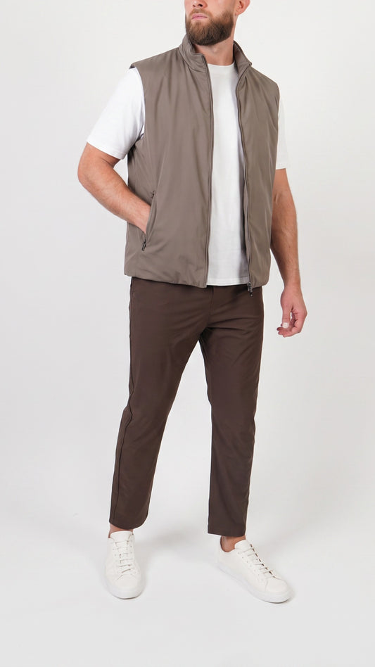 BODYWARMER • SLIM FIT • TAUPE