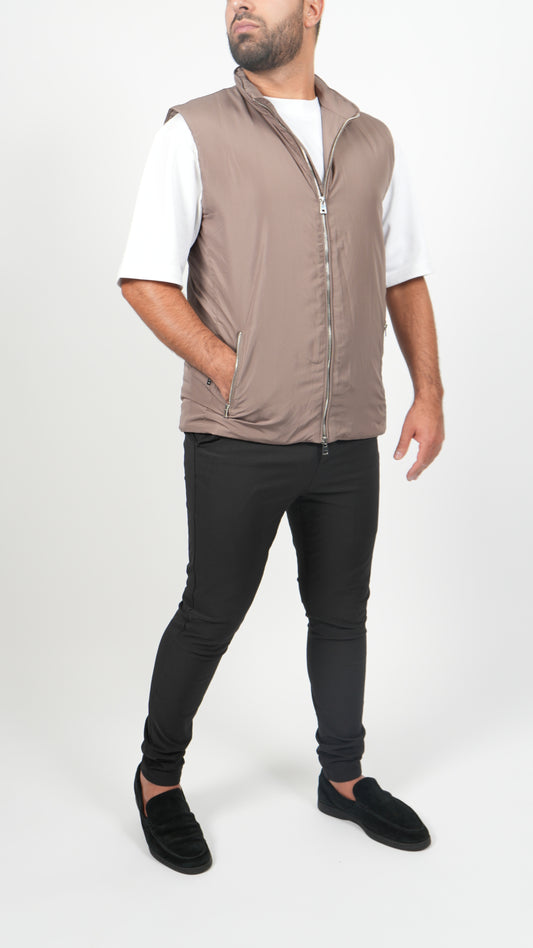 BODYWARMER • SLIM FIT • TAUPE
