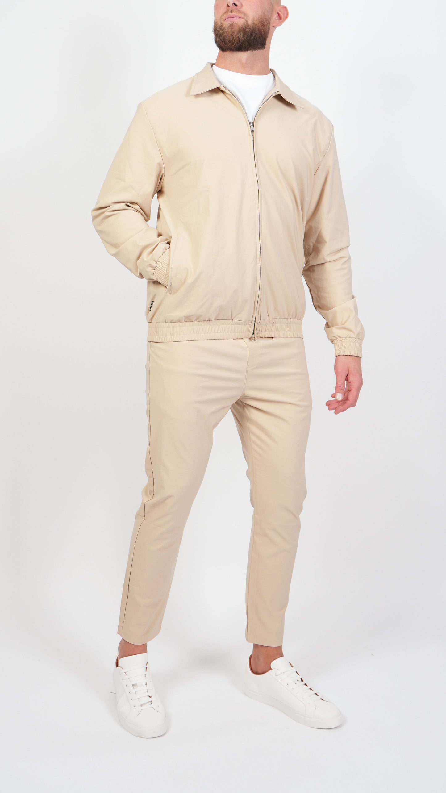 AURA • VOLLEDIGE SET • BEIGE