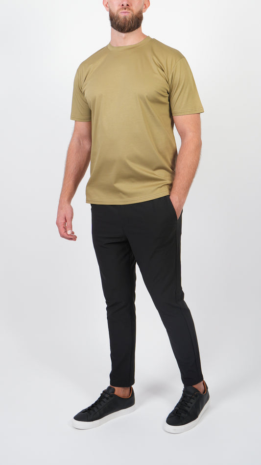 T-SHIRT  • SLIM FIT • OLIVE