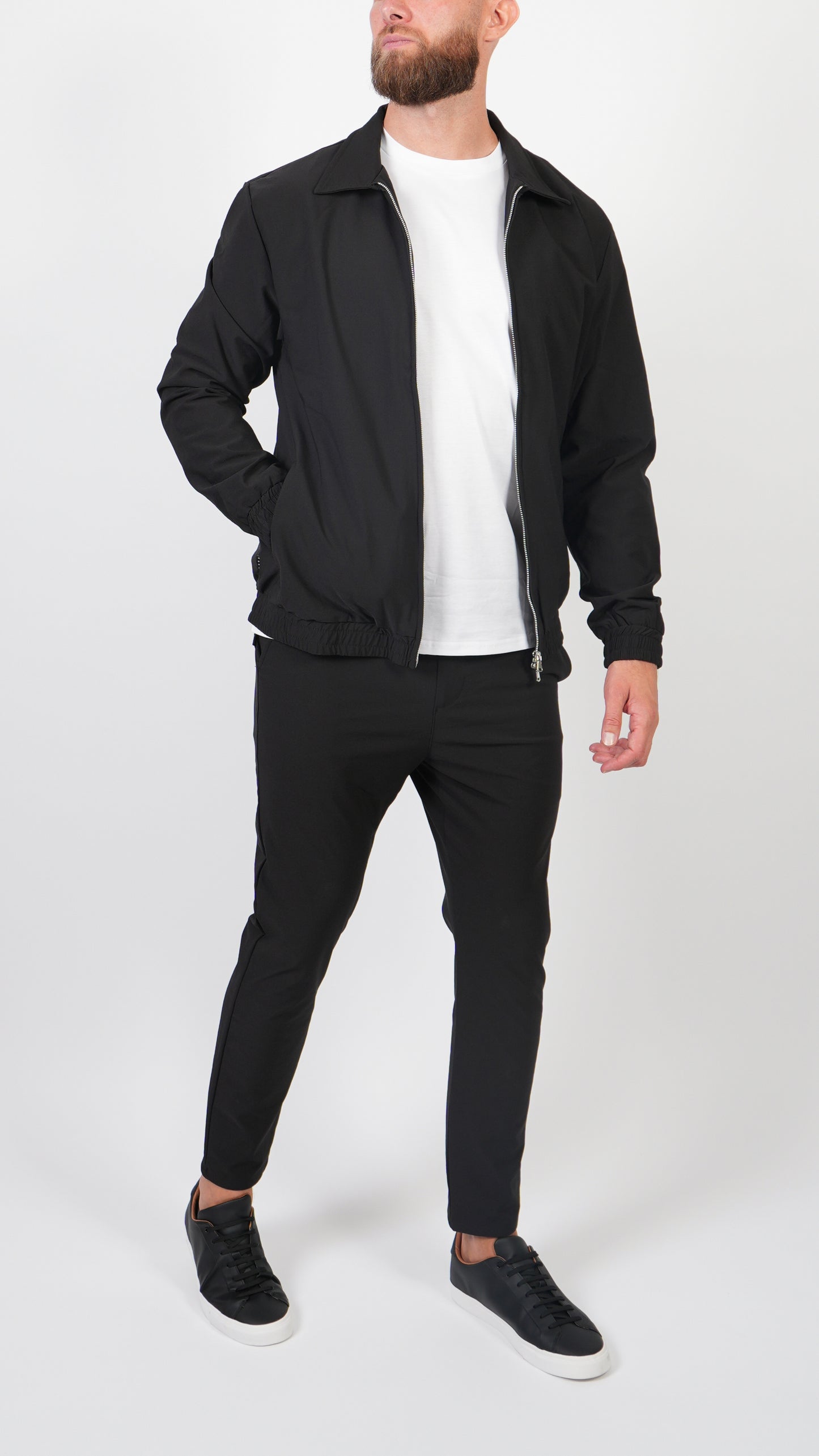 T-SHIRT • SLIM FIT • BIANCA