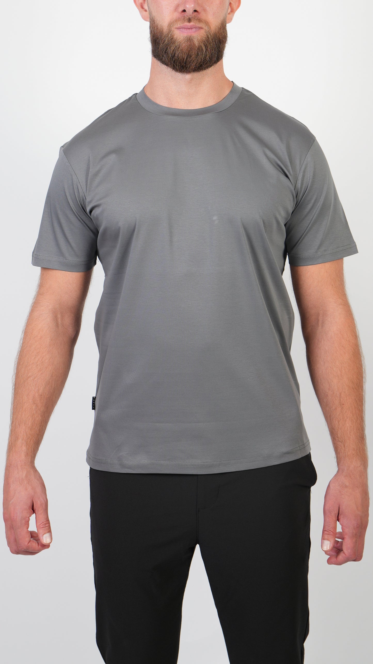 T-SHIRT • SLIM FIT • GREY