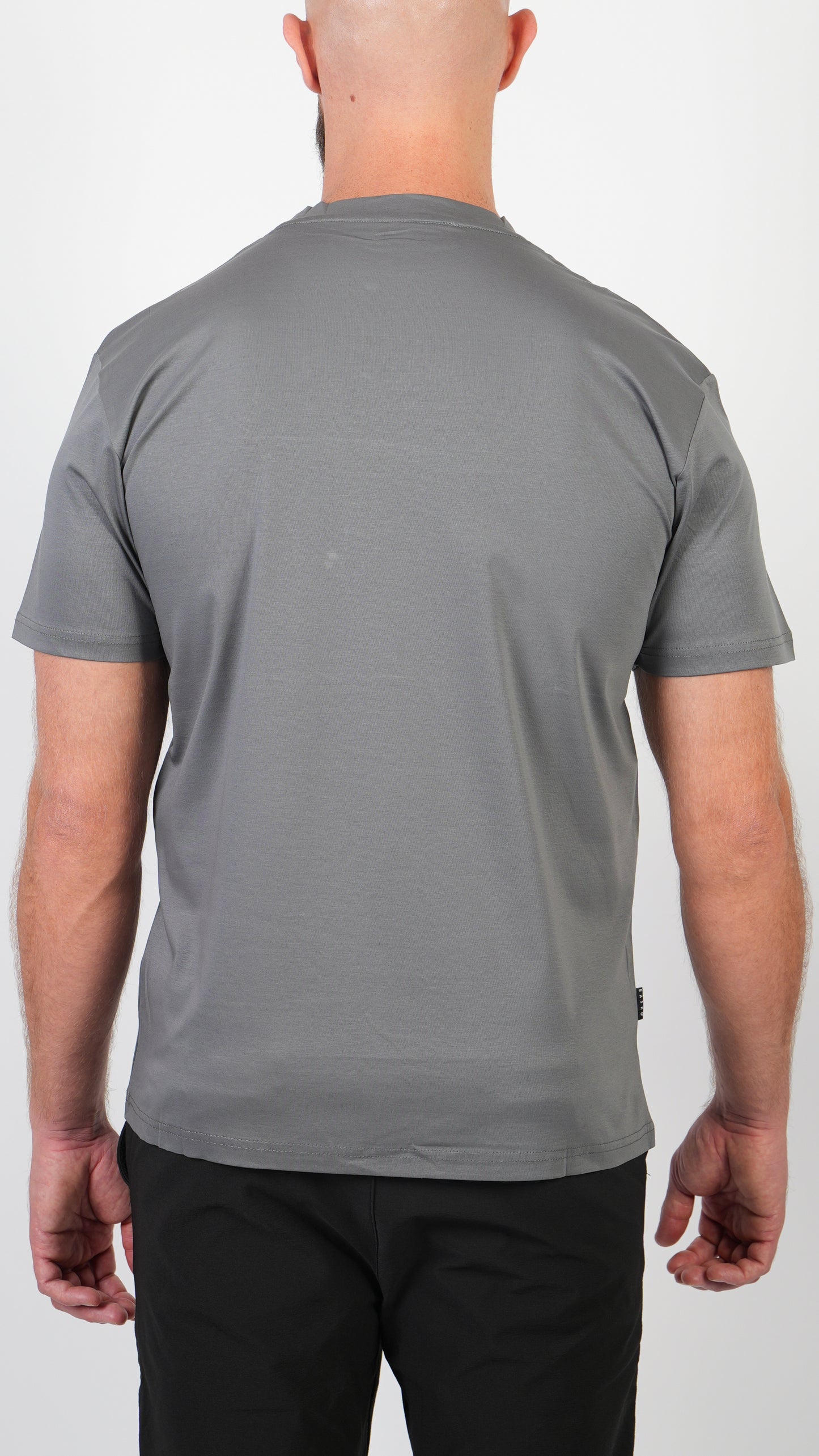 T-SHIRT • SLIM FIT • GREY
