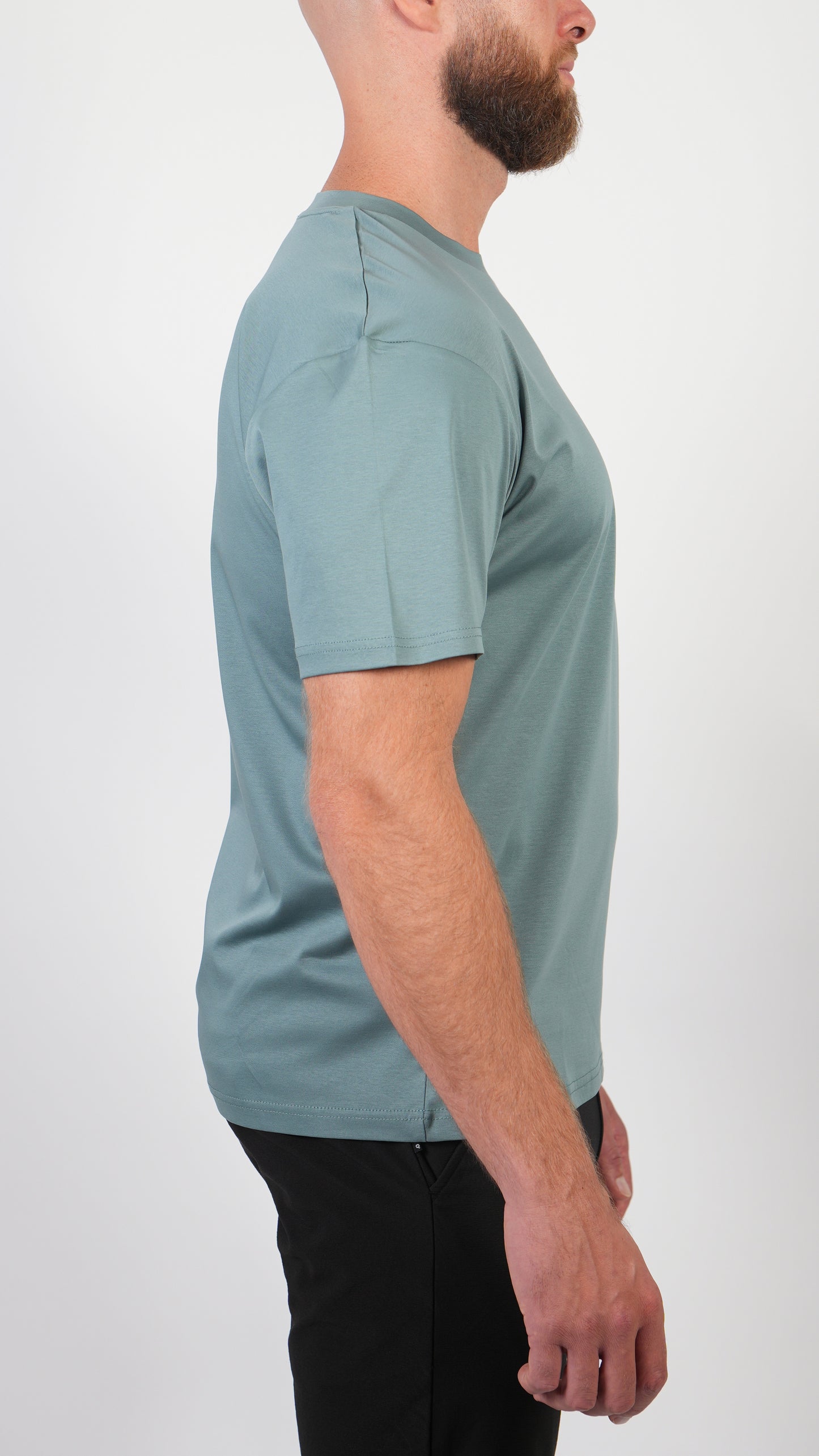 T-SHIRT • SLIM FIT • MINT