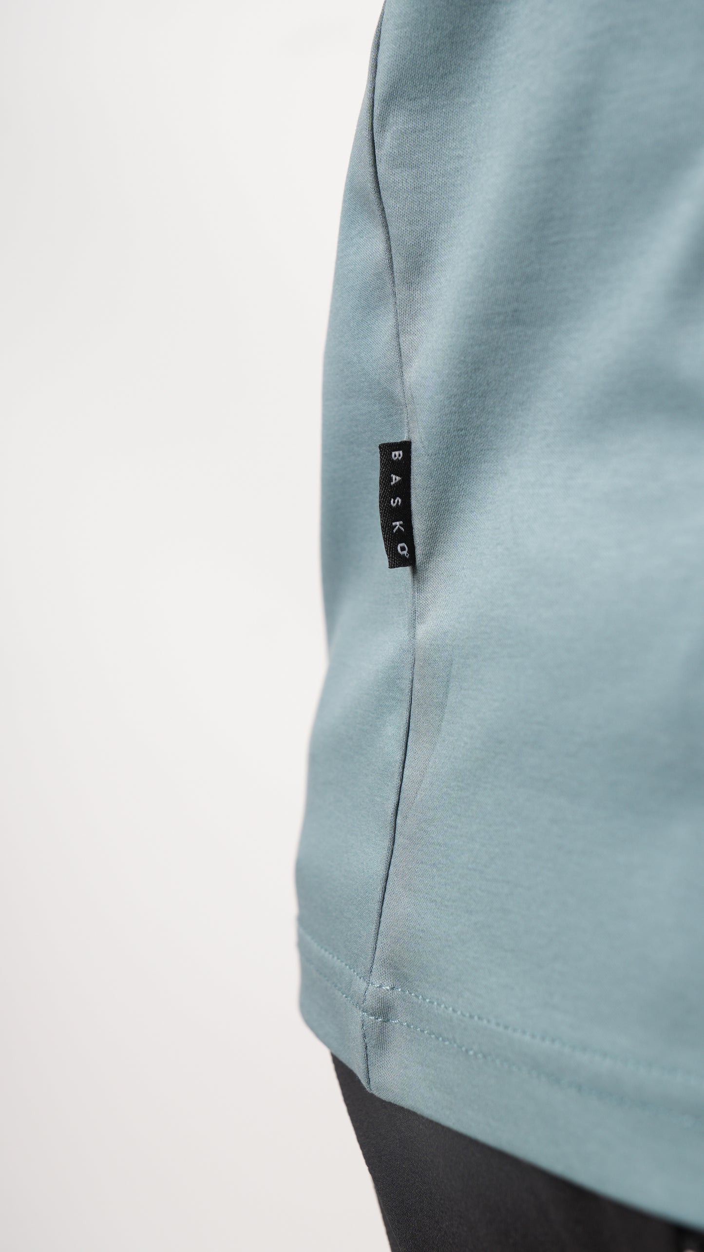 T-SHIRT • SLIM FIT • MINT