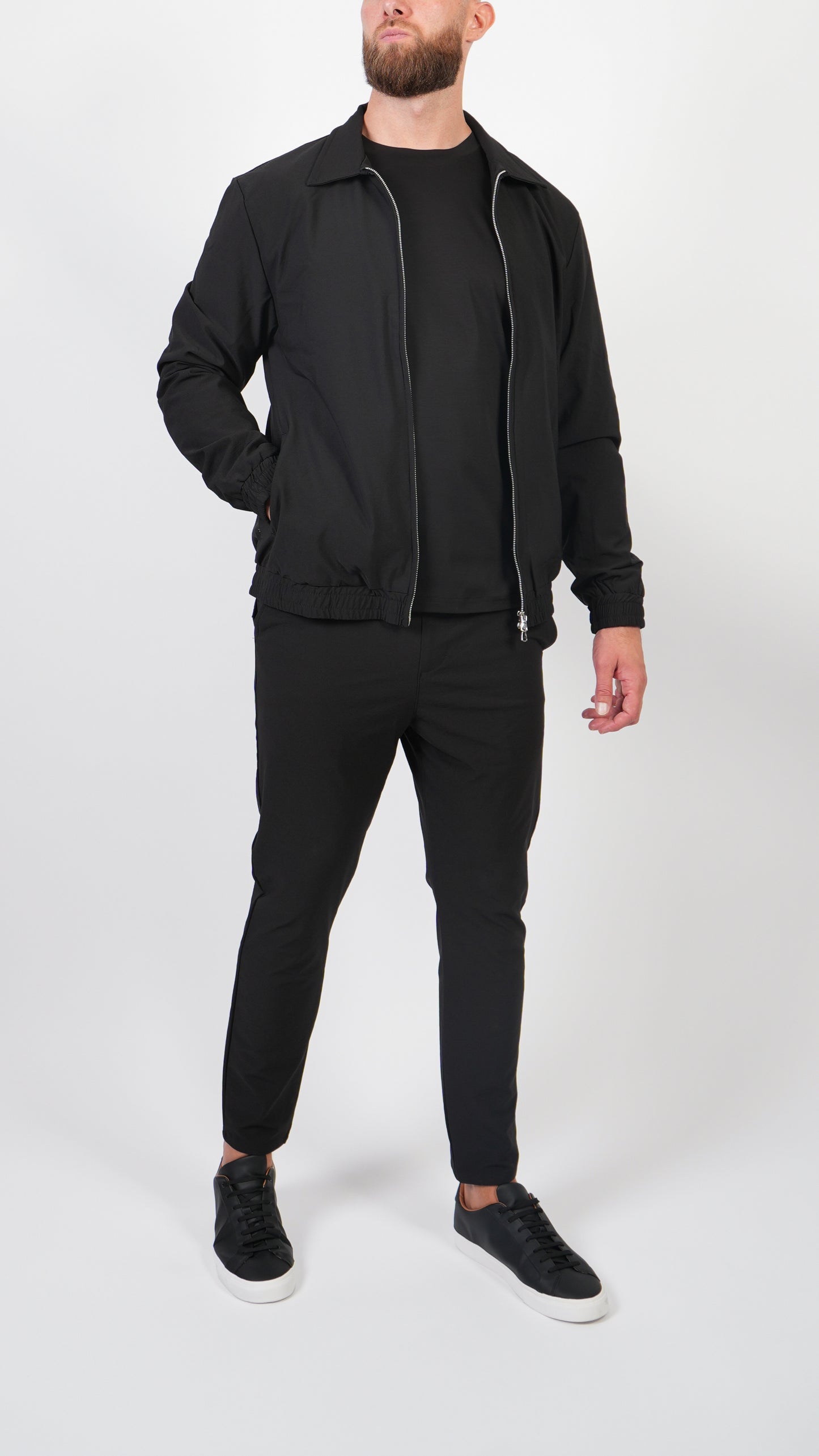 AURA • PANTS • BLACK