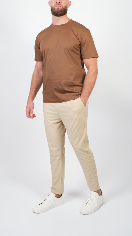 T-SHIRT  • SLIM FIT • BROWN
