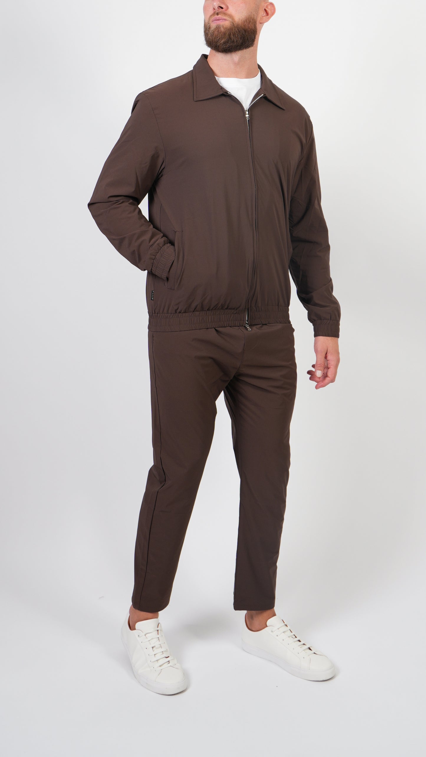 AURA LITE • VOLLEDIGE SET • BRUIN