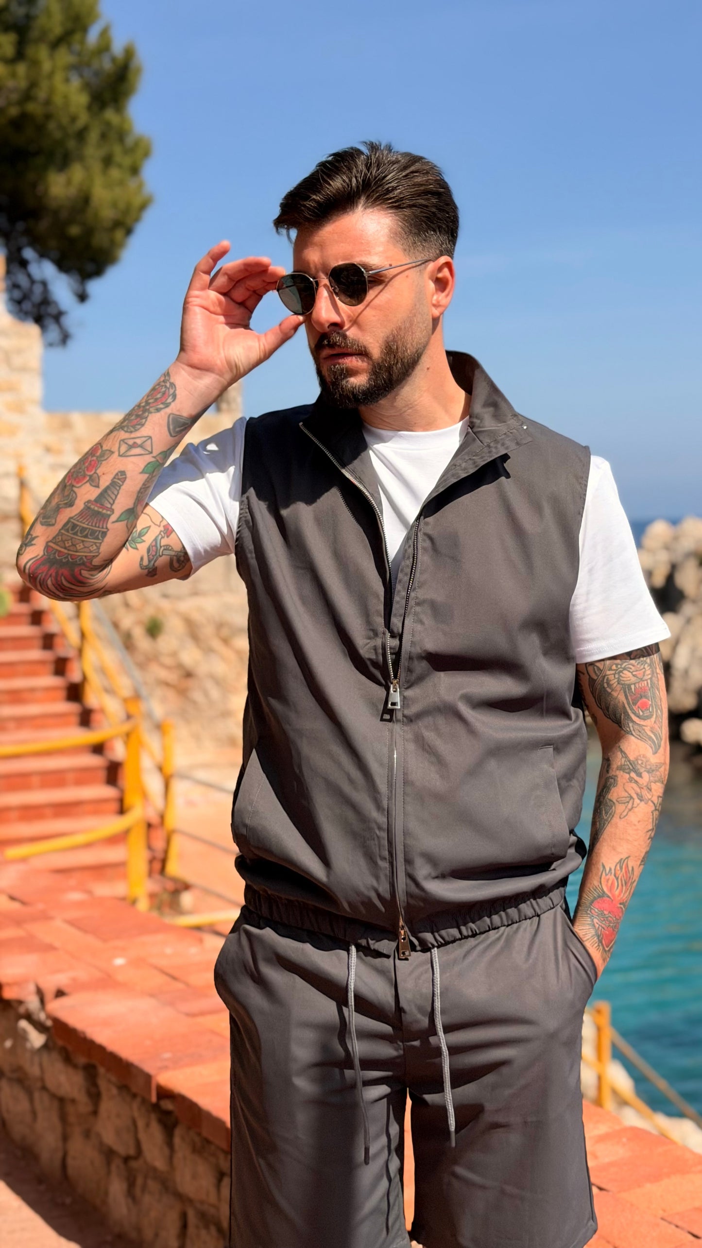 SOMMERSET • WEITE + SHORTS • GRAU