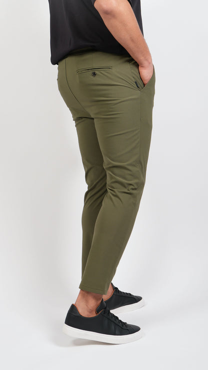 AURA • PANTS • GREEN