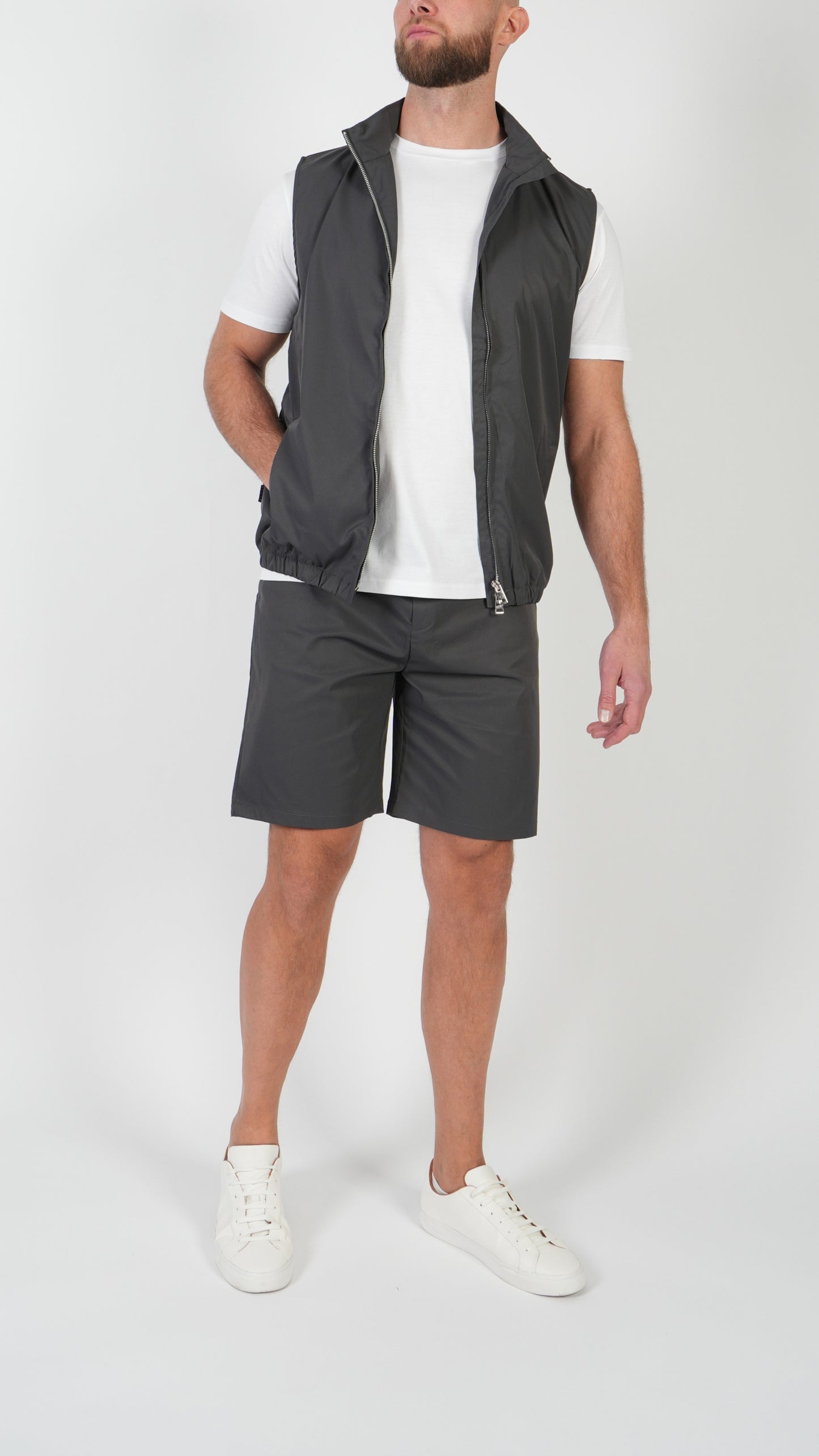 SOMMERSET • WEITE + SHORTS • GRAU