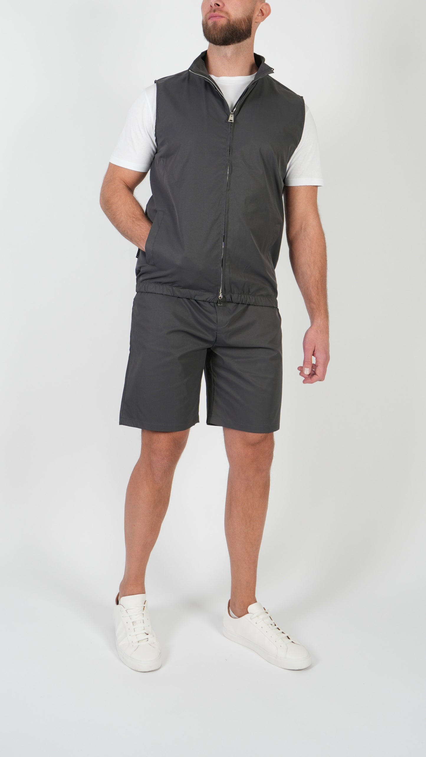SOMMERSET • WEITE + SHORTS • GRAU