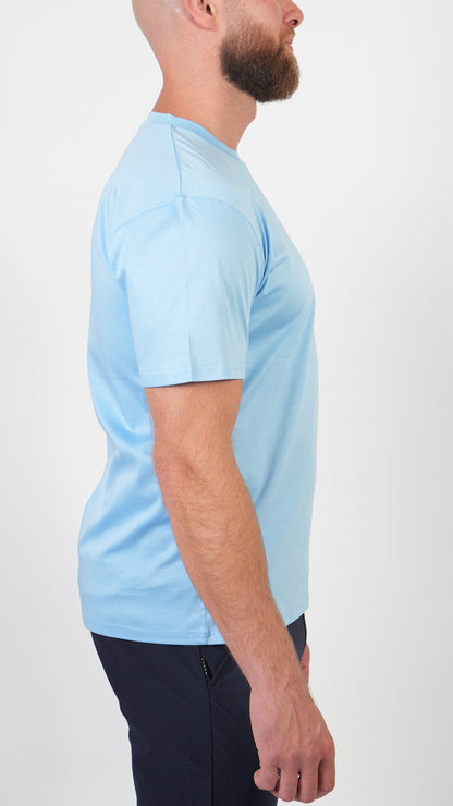 T-SHIRT • SLIM FIT • LIGHT BLUE