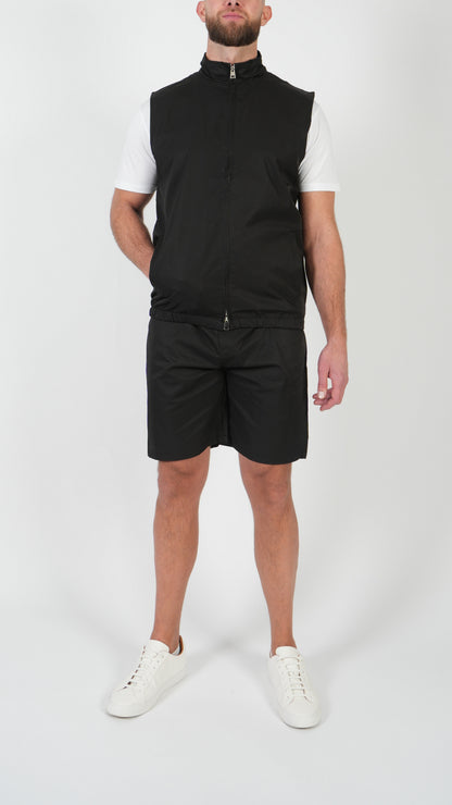 SOMMERSET • WEITE + SHORTS • SCHWARZ