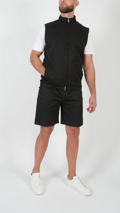 SOMMERSET • WEITE + SHORTS • SCHWARZ