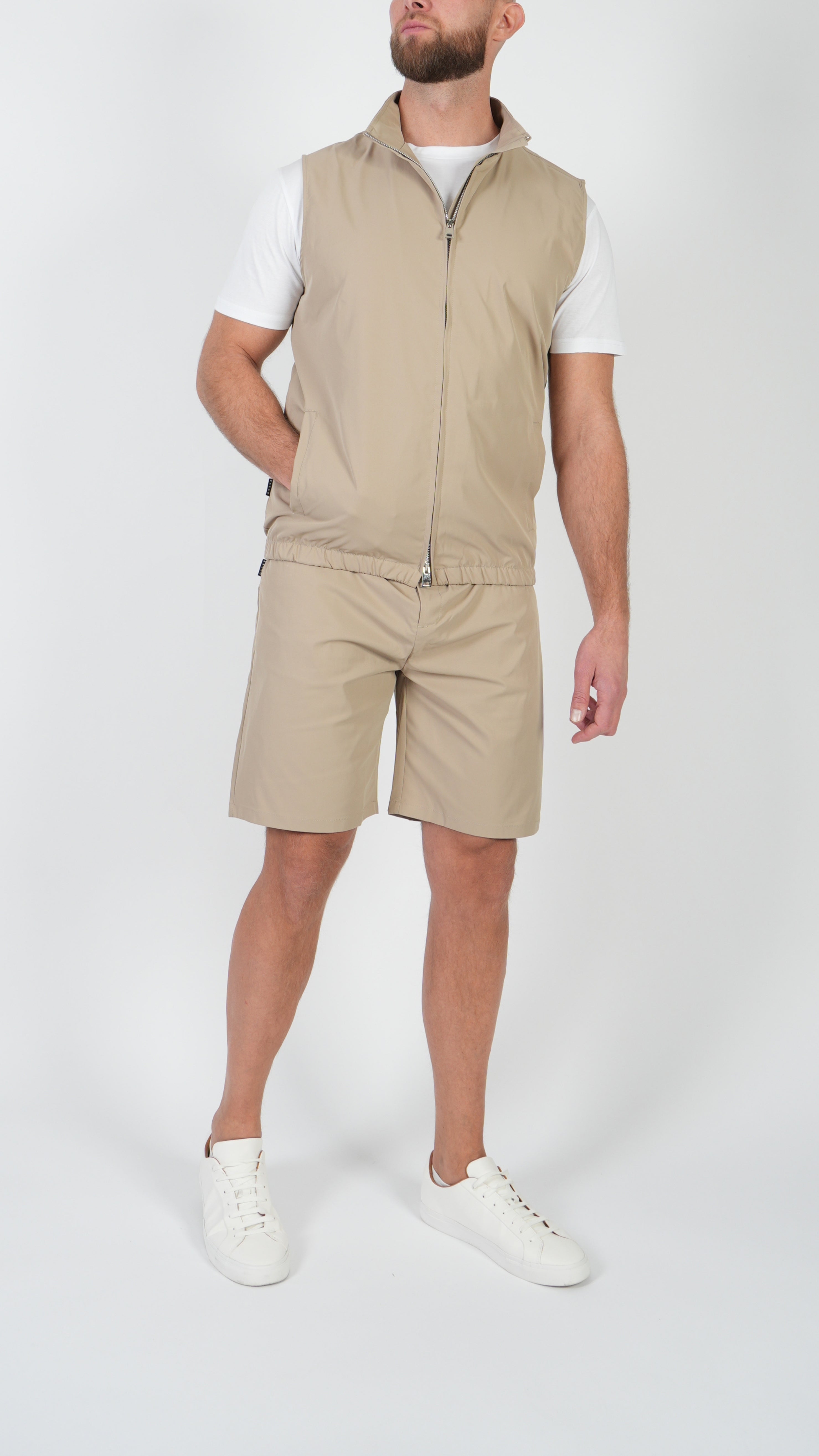 SUMMERSET • GILET + SHORTS • BEIGE