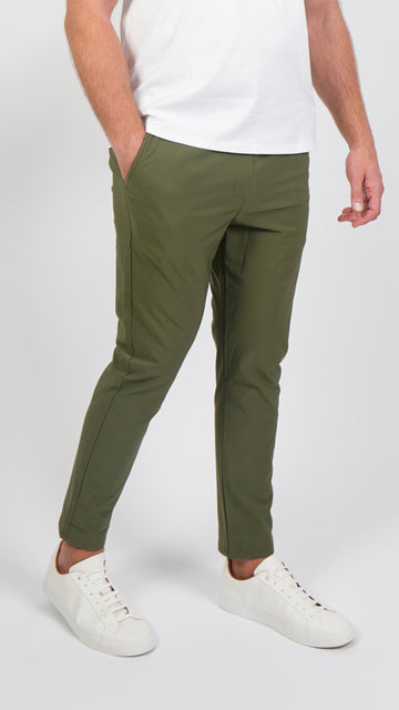 AURA • PANTALONES • VERDE