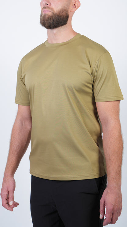 T-SHIRT  • SLIM FIT • OLIVE