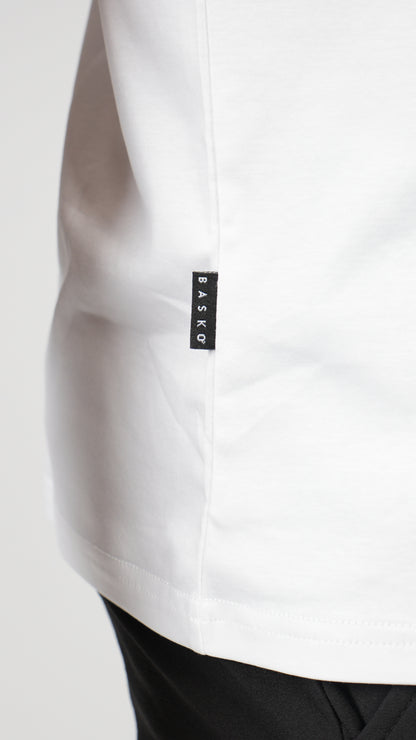 T-SHIRT  • SLIM FIT • WHITE