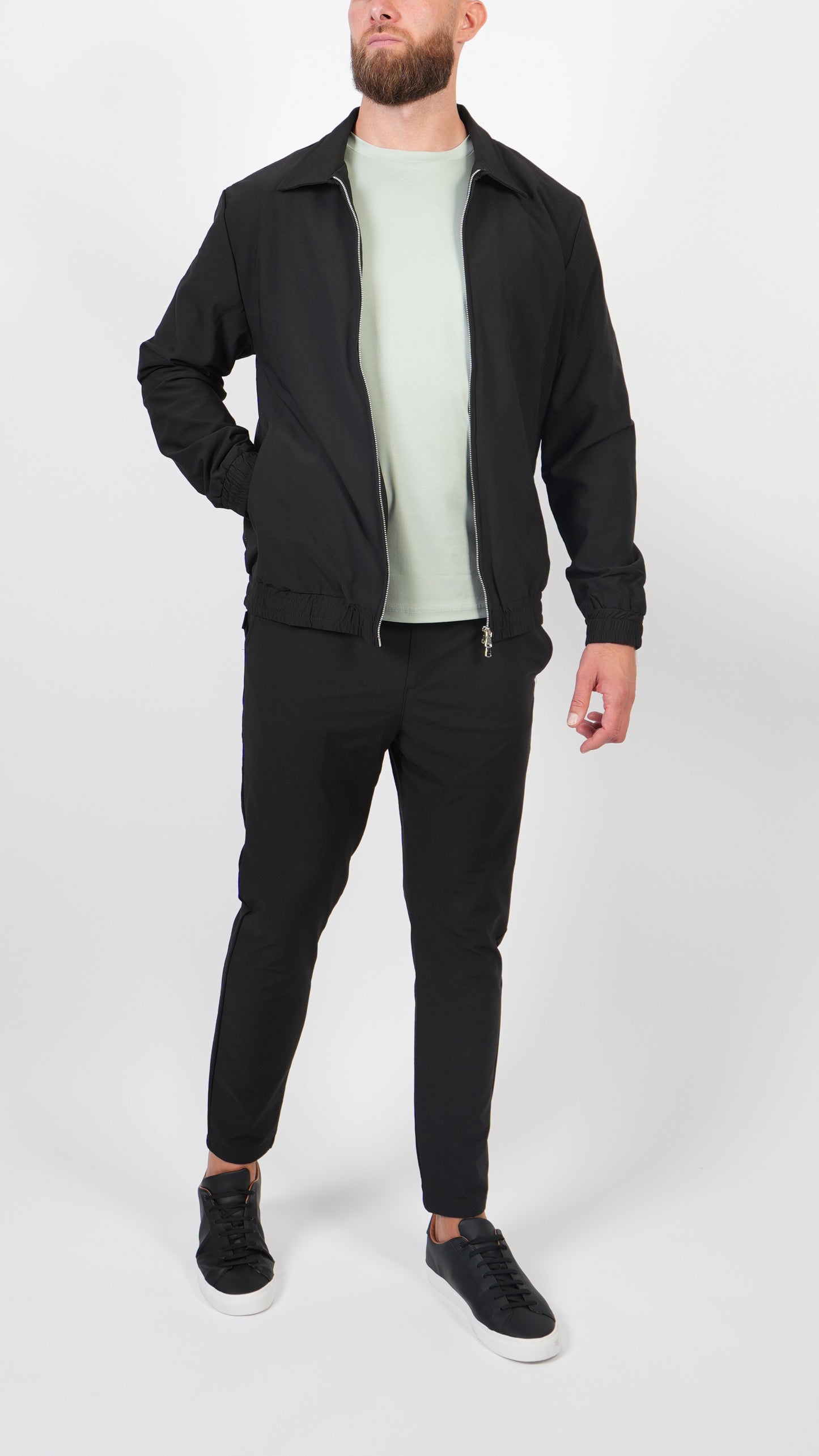 AURA • JACKET • BLACK