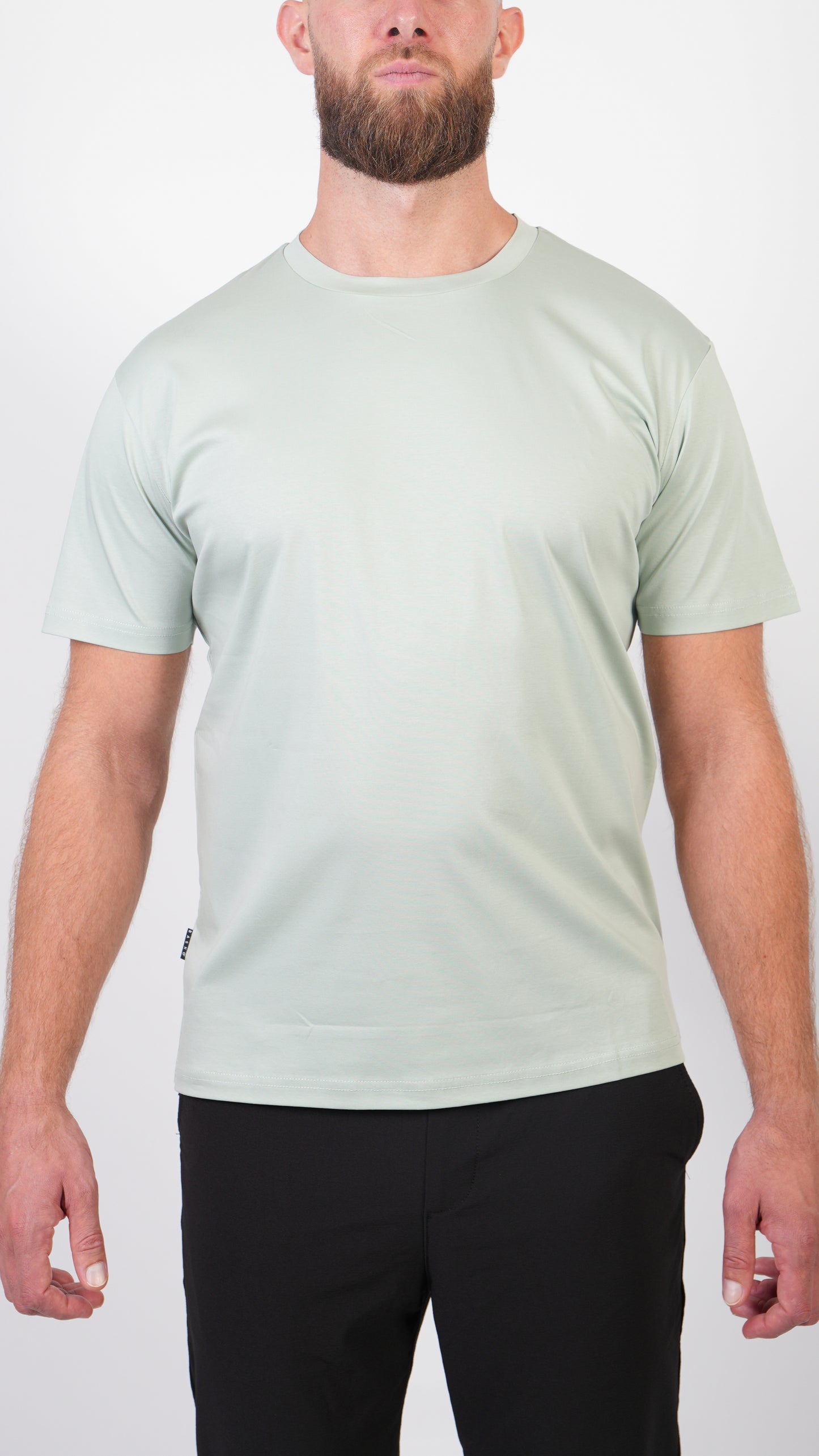 T-SHIRT  • SLIM FIT • SKY