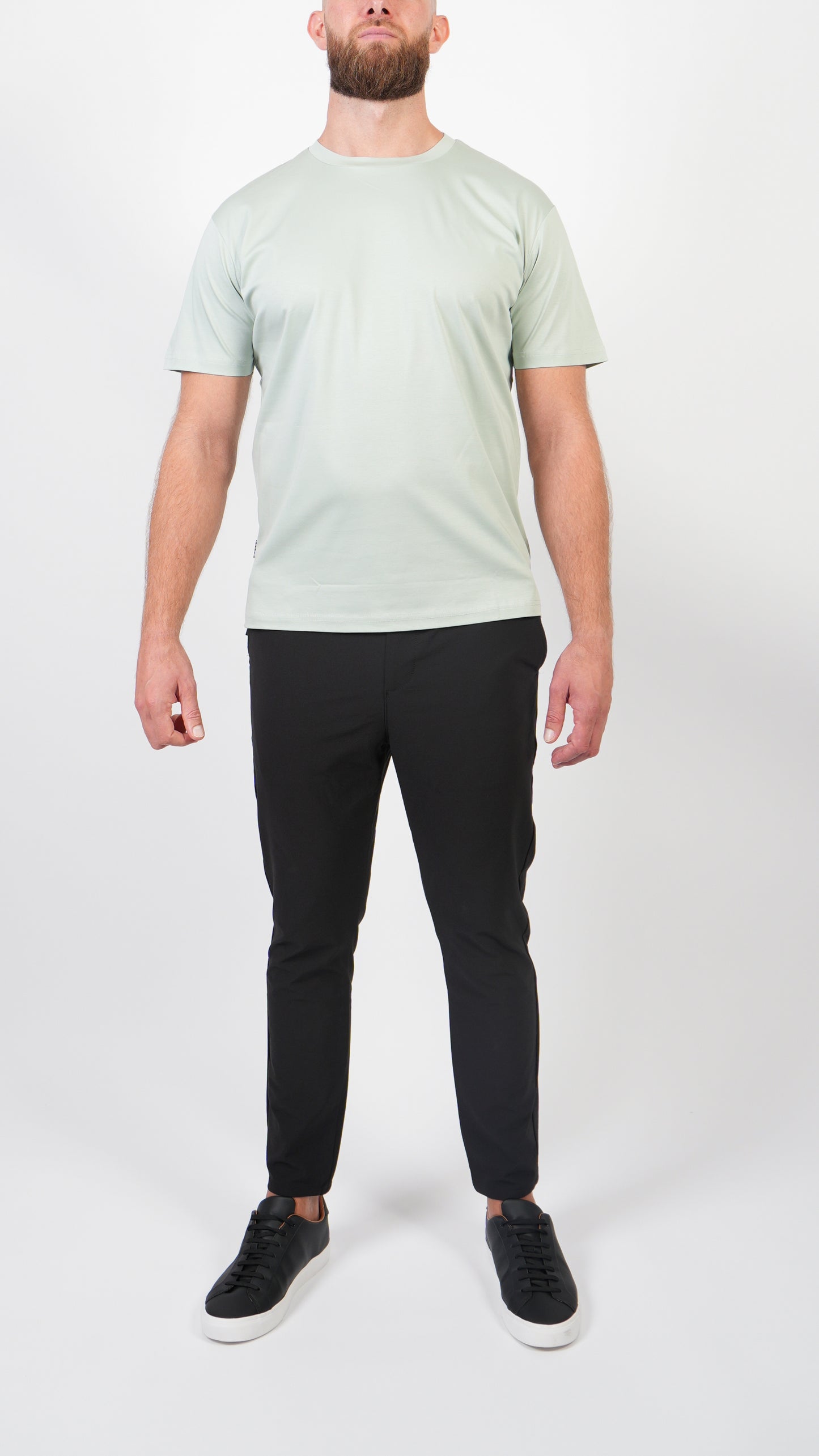 T-SHIRT  • SLIM FIT • SKY