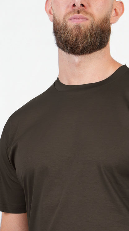 T-SHIRT  • SLIM FIT • DARK BROWN
