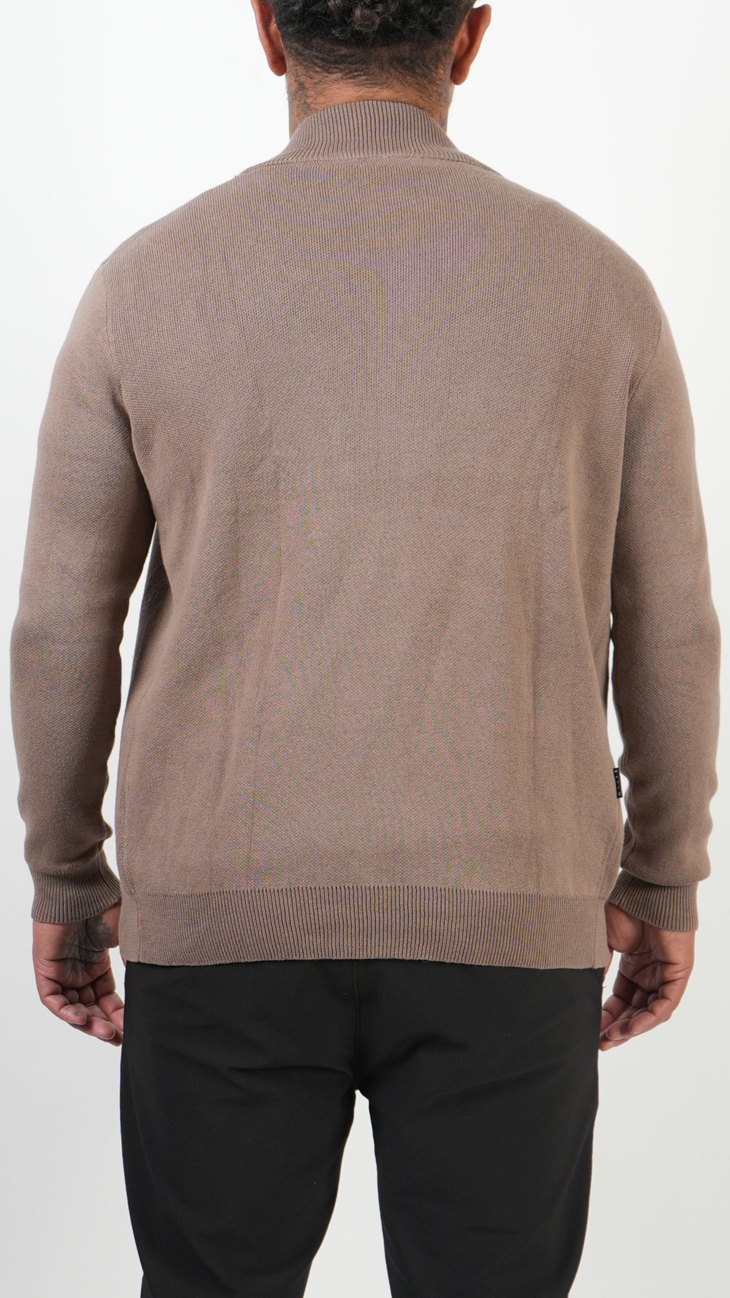 PREMIUM SWEATER • BROWN