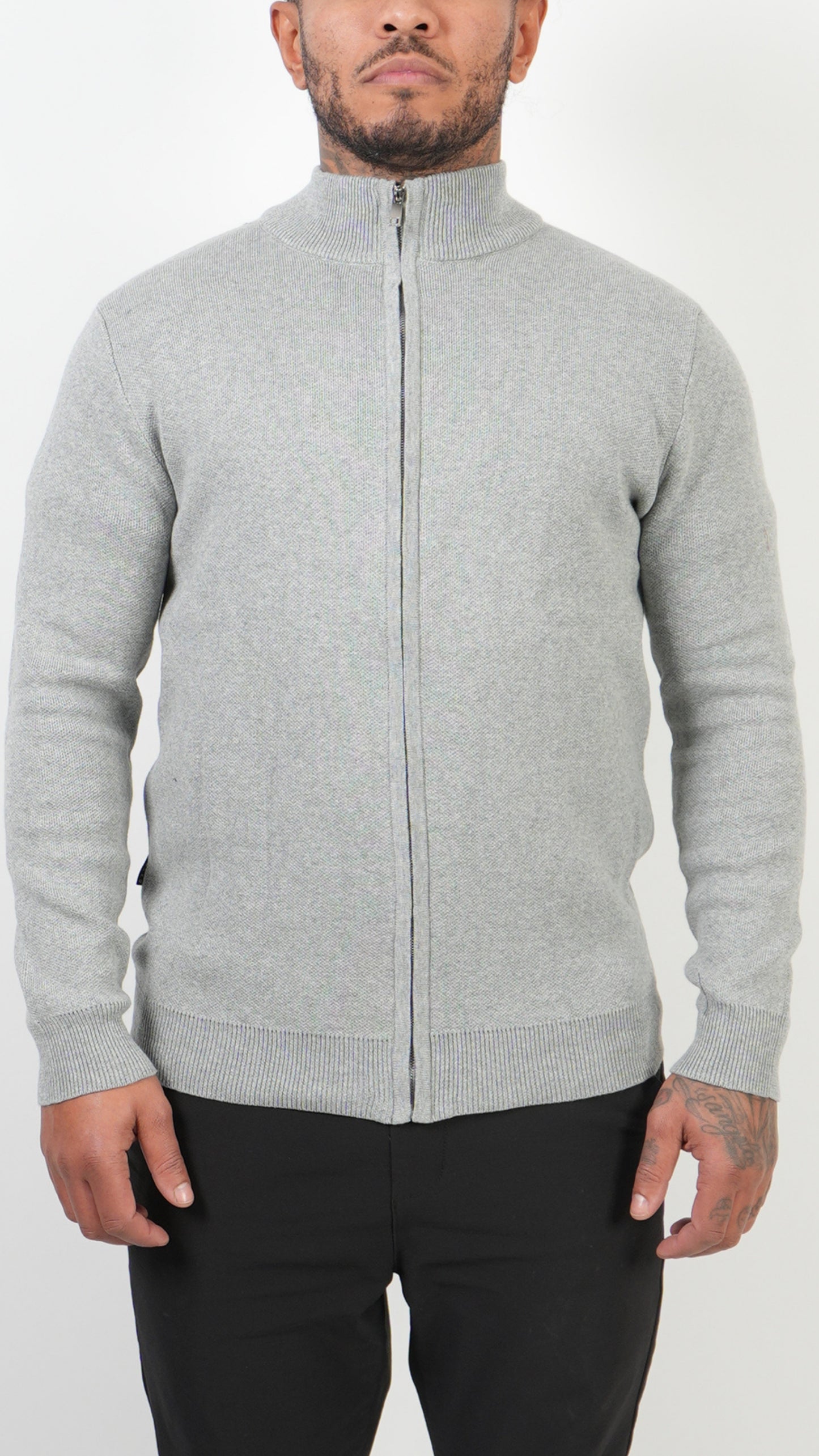 PREMIUM SWEATER • GREY