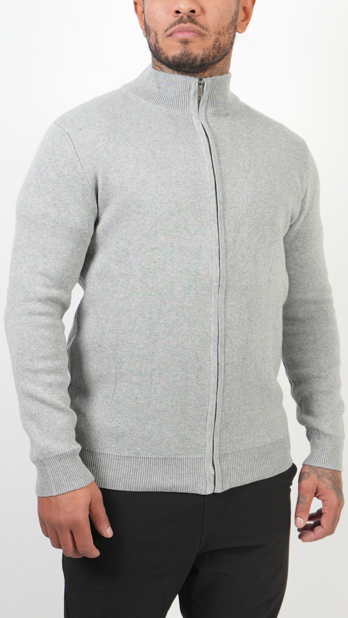PREMIUM SWEATER • GREY