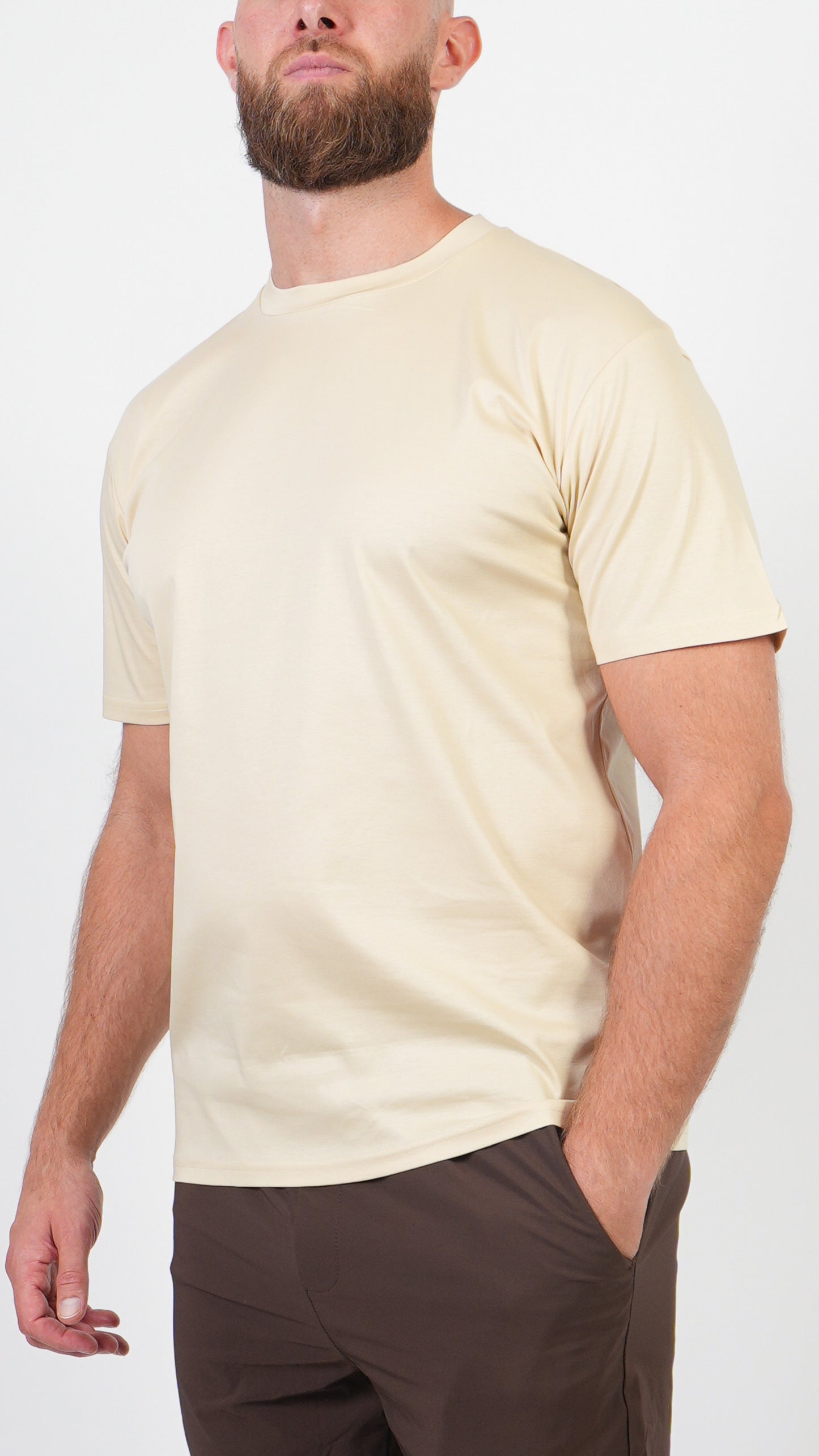 T-SHIRT  • SLIM FIT • BEIGE
