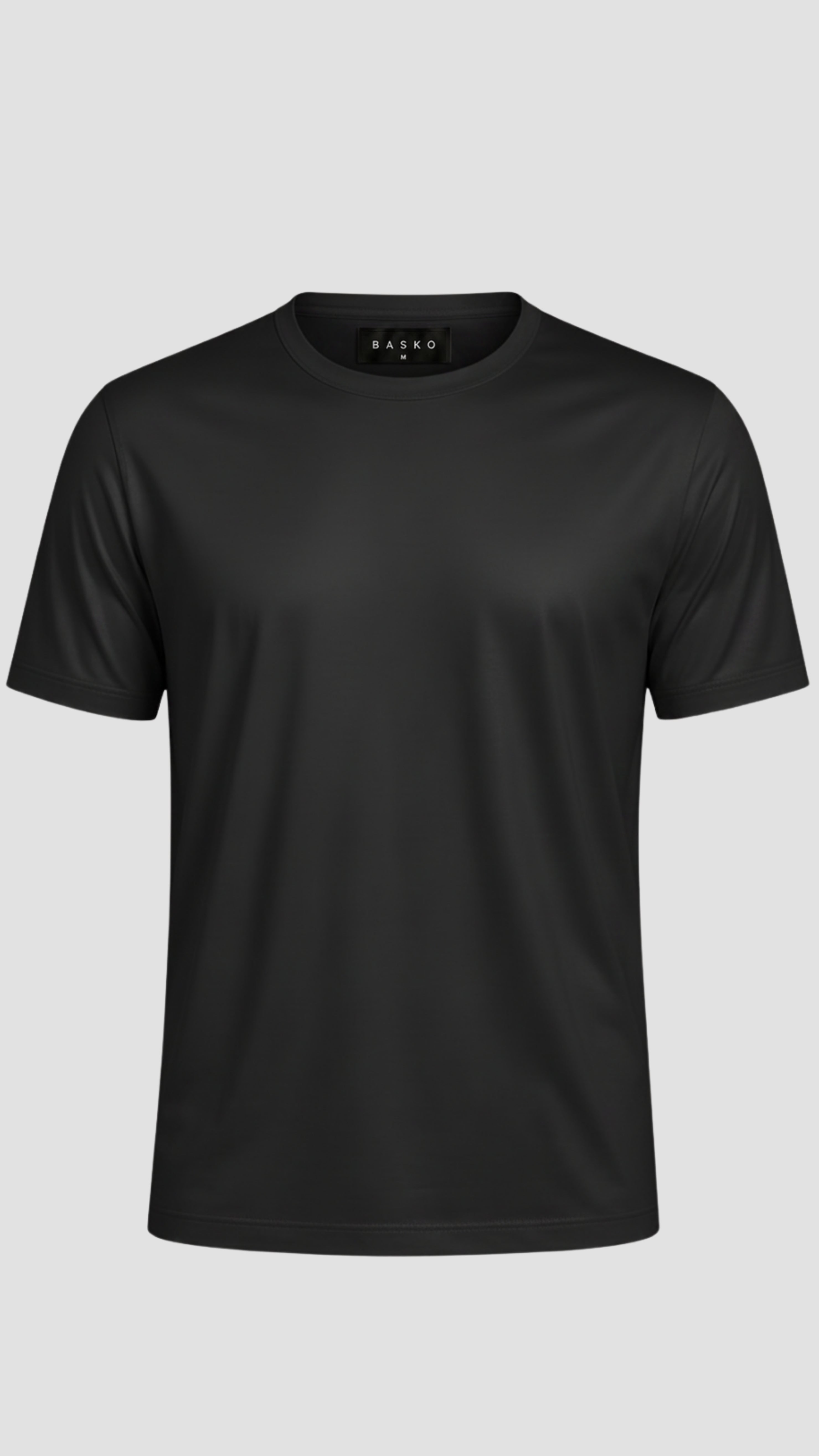T-SHIRT  • SLIM FIT • BLACK