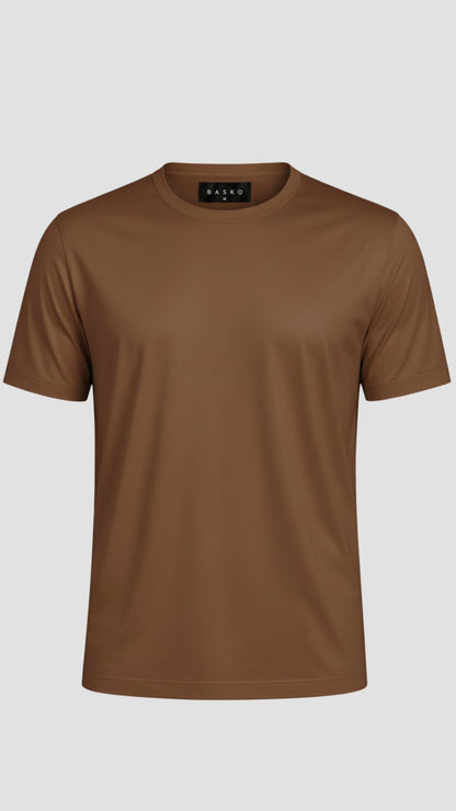 T-SHIRT  • SLIM FIT • BROWN