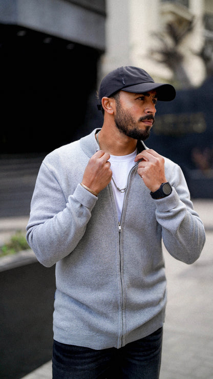 PREMIUM SWEATER • GREY